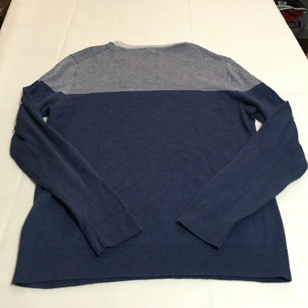 Banana Republic Premium Luxe Yarn Sweater Mens Large Blue Silk Blend Blue